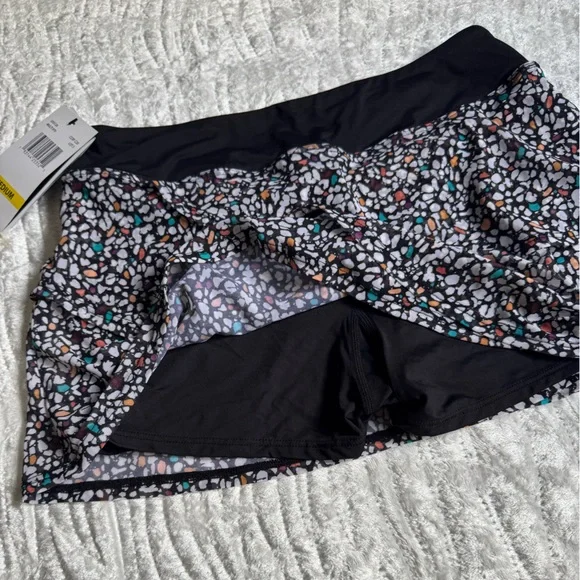 🔥NWT!🥰 Coco Reef Black Swim Skirt - Picture 3 of 7